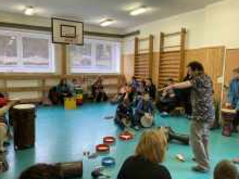 Společné bubnování